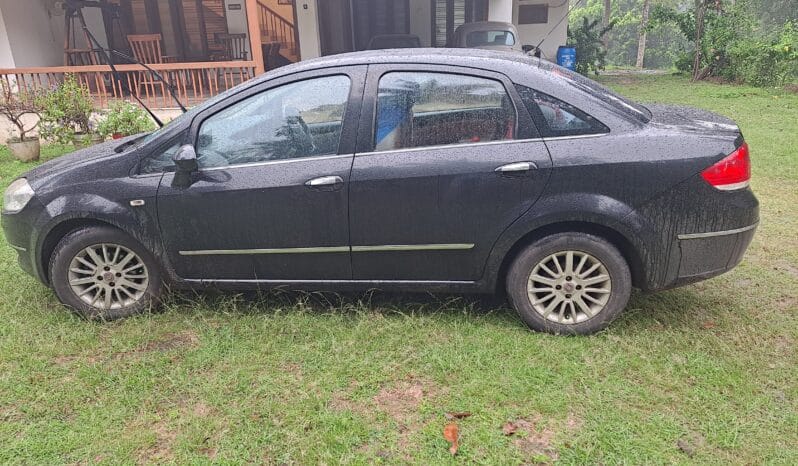 Fiat Linea 2010  Thrissur full