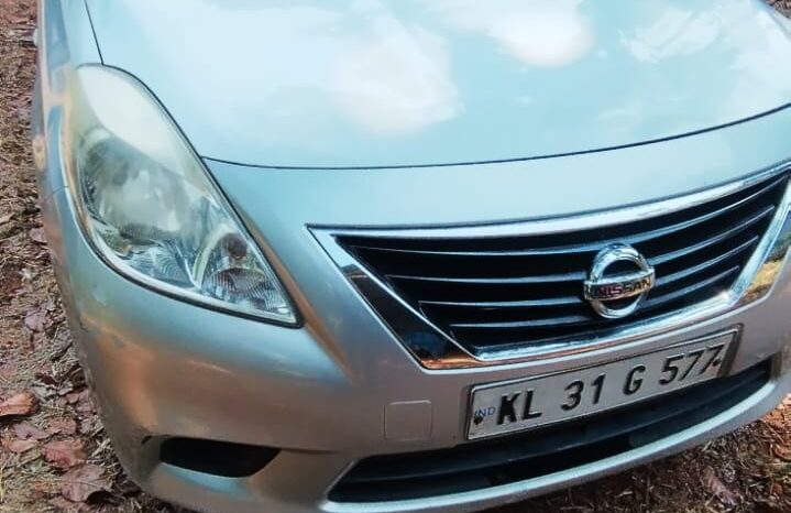 Nissan Sunny 2014 full